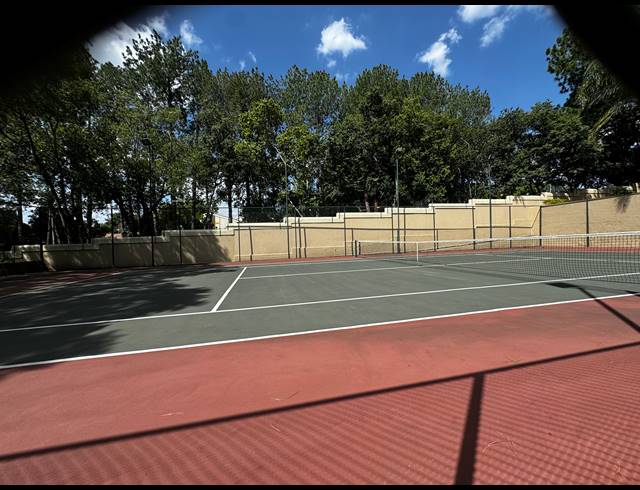 2 BEDROOM APARTMENT SOLD IN BRYANSTON